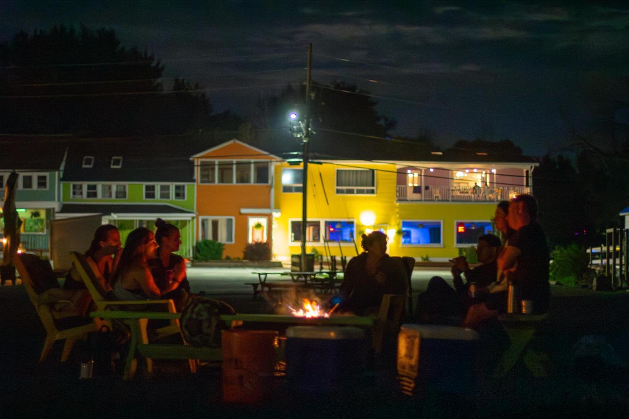 Hotel Wolfe Island Marysville Εξωτερικό φωτογραφία