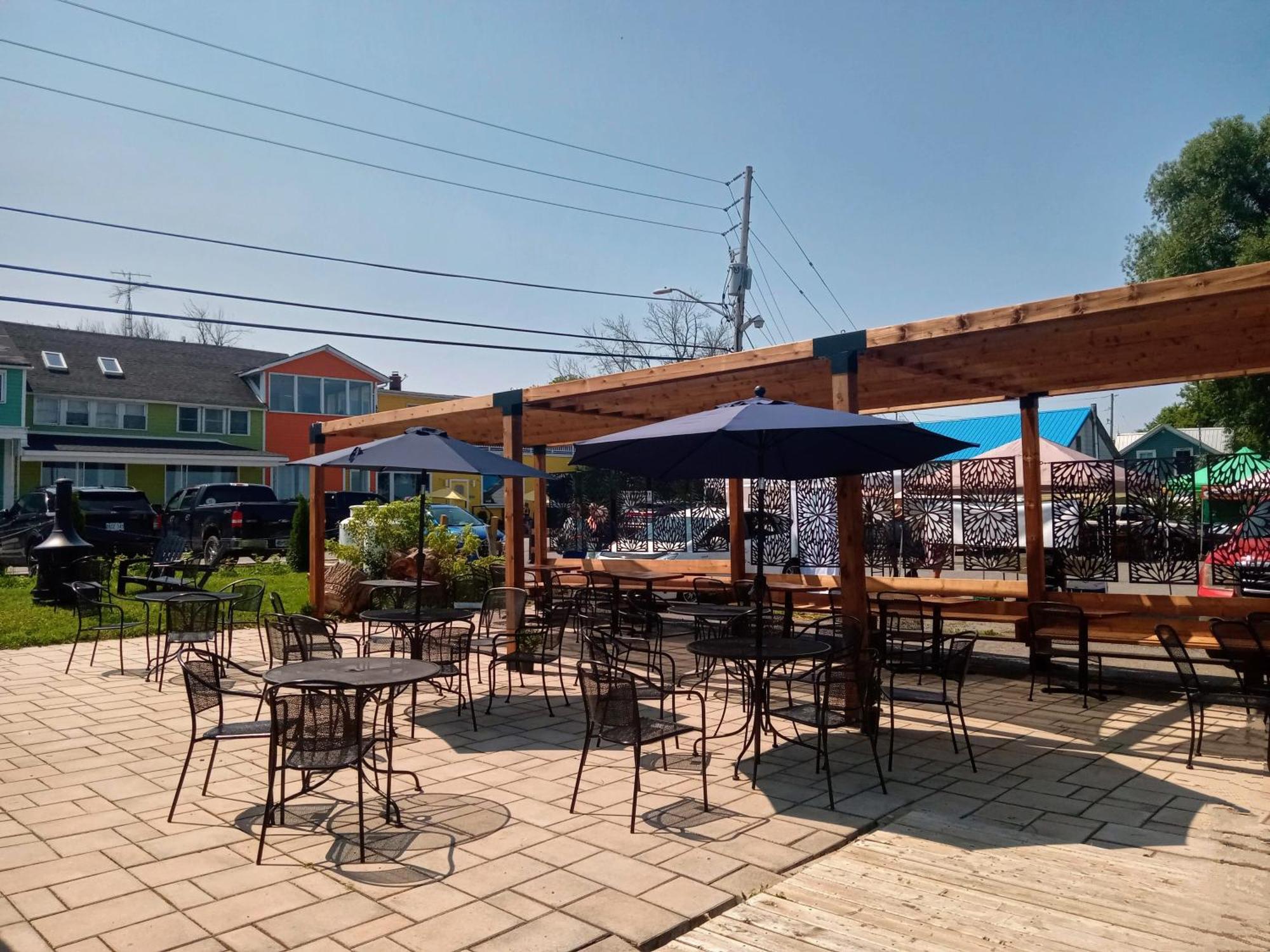 Hotel Wolfe Island Marysville Εξωτερικό φωτογραφία