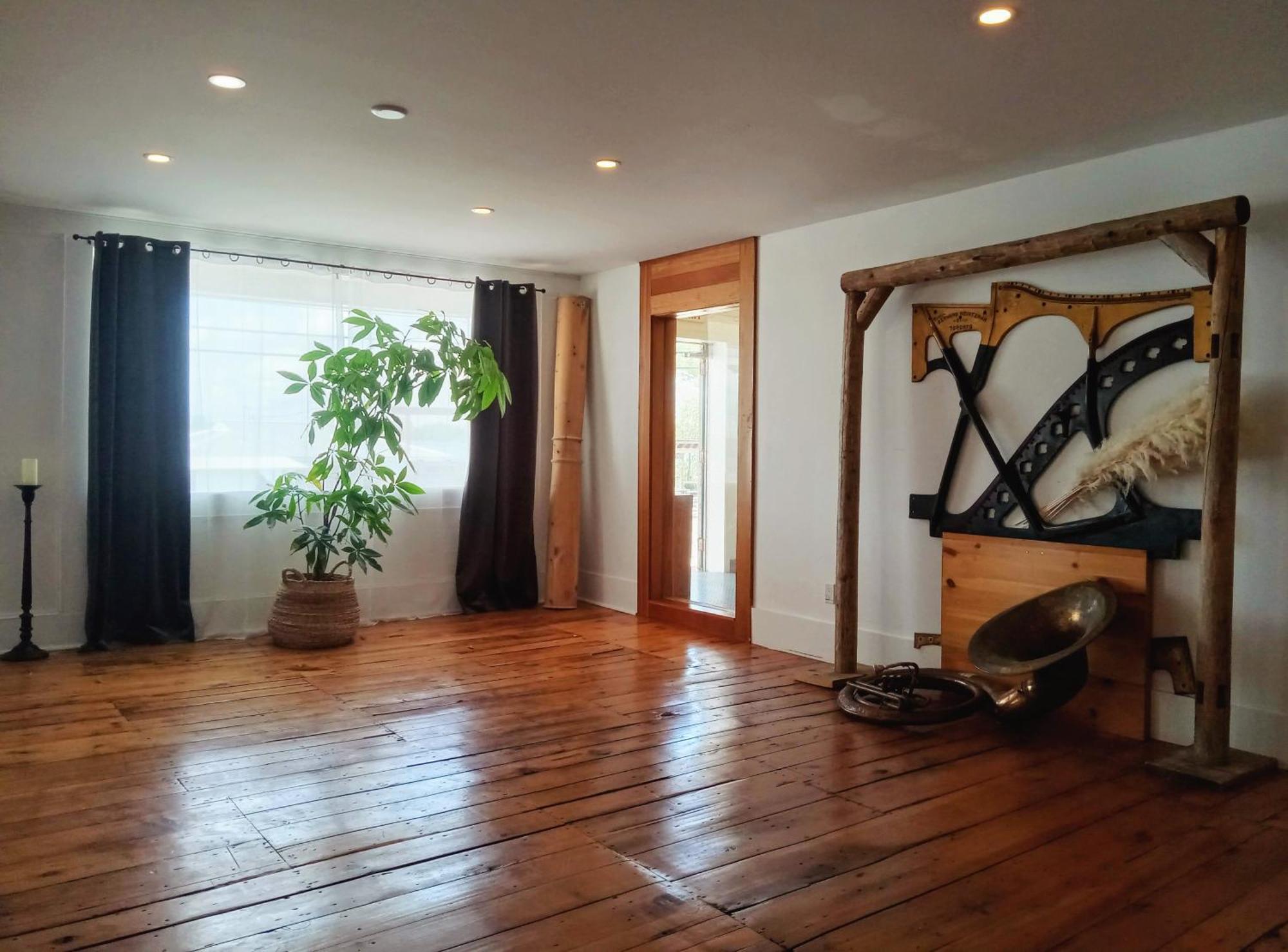 Hotel Wolfe Island Marysville Εξωτερικό φωτογραφία