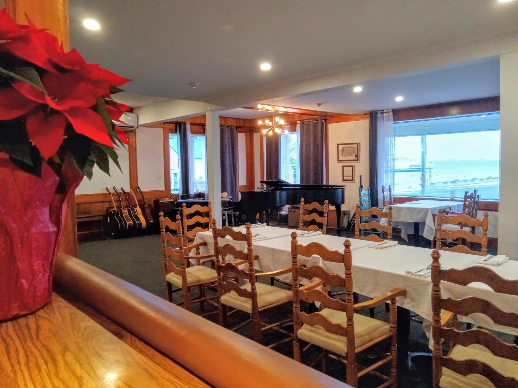 Hotel Wolfe Island Marysville Εξωτερικό φωτογραφία