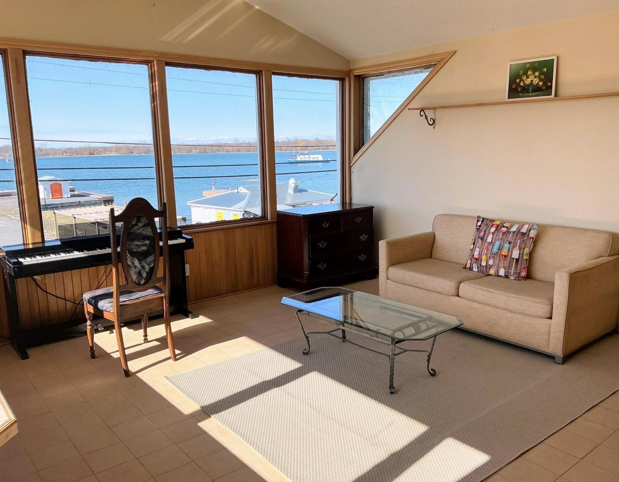 Hotel Wolfe Island Marysville Εξωτερικό φωτογραφία